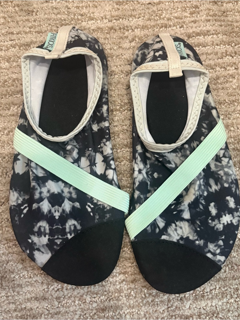 Fitkicks Black and Blue Slip On Water Shoes - Size 6